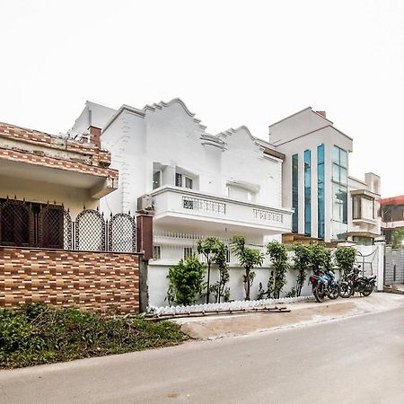 Collection O Shejal Residency Hotel Gurgaon Exterior photo